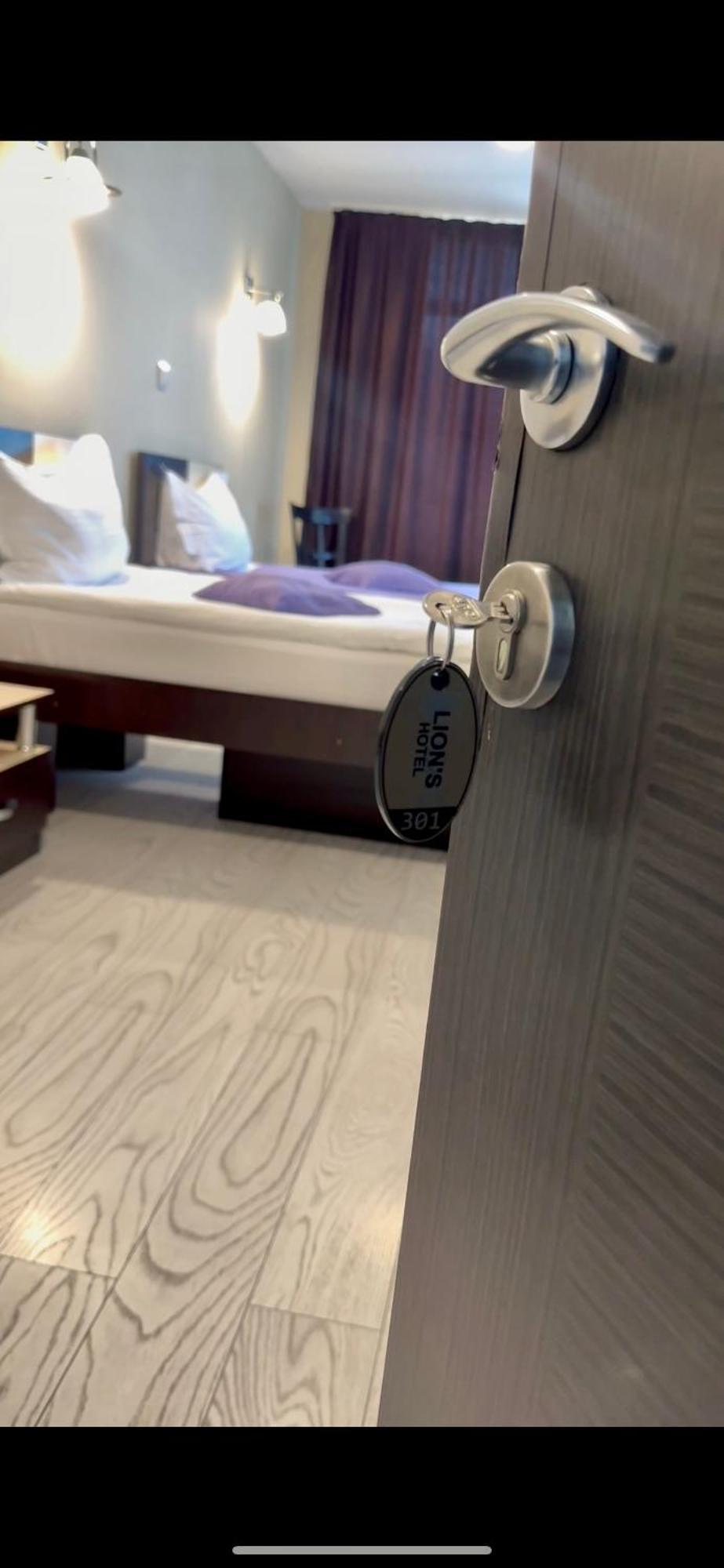 בוקרשט Lion'S Hotel מראה חיצוני תמונה